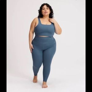 NWOT girlfriend collective set